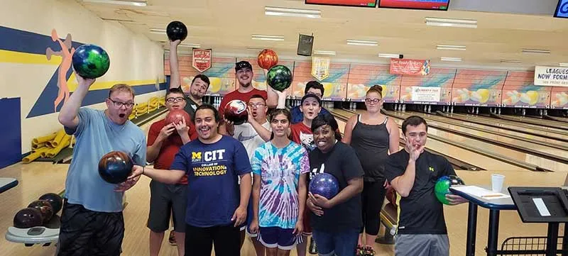 Bowling & Laser Tag — photo 9