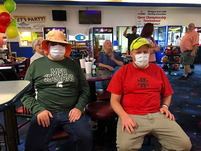 Bowling & Laser Tag — photo 28