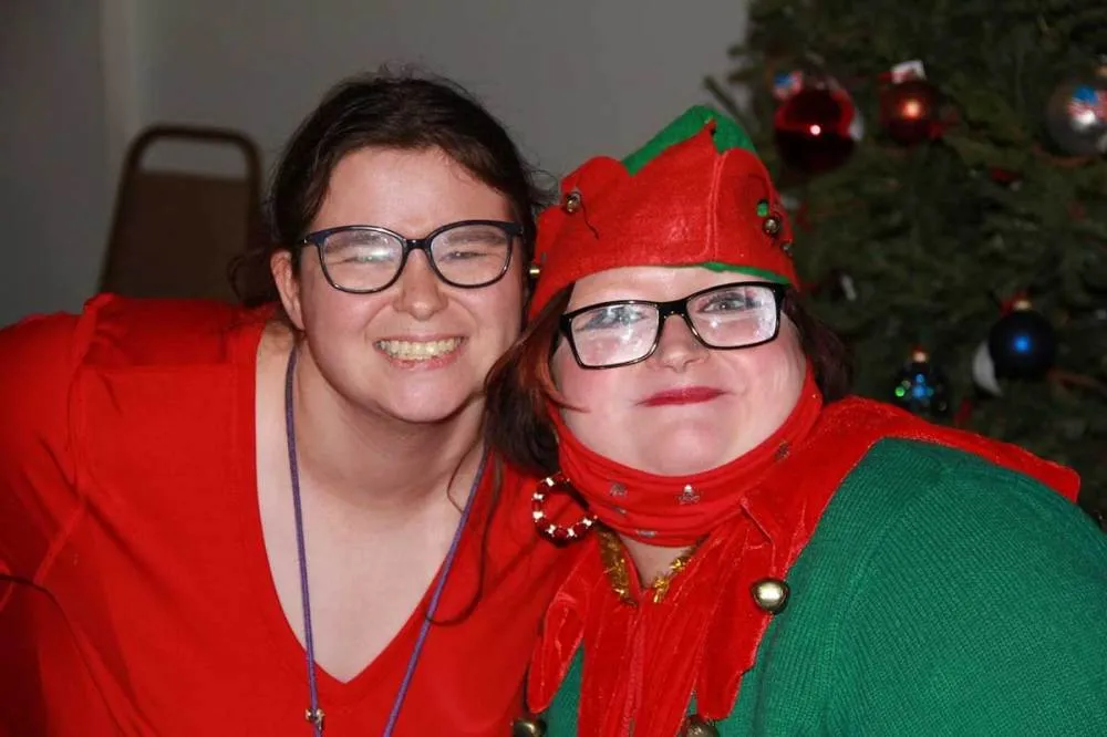 Holiday Party — photo 10