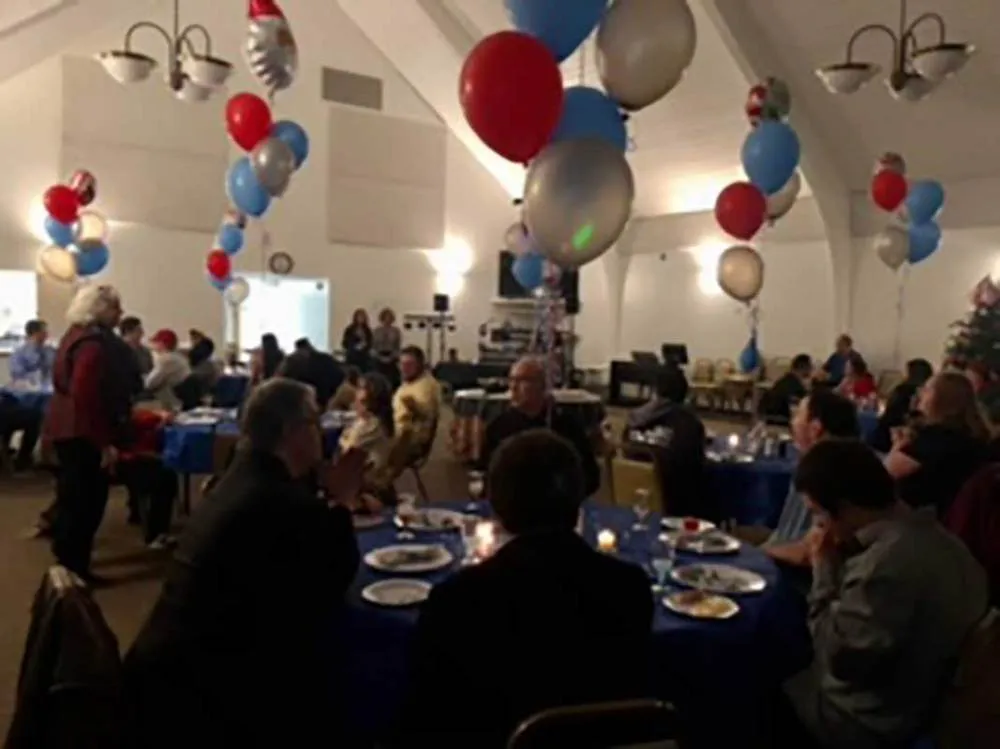 Holiday Party — photo 31