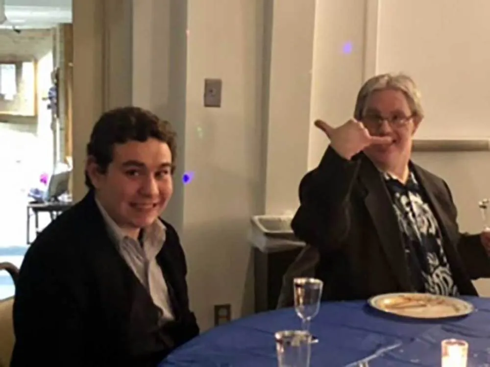 Holiday Party — photo 32